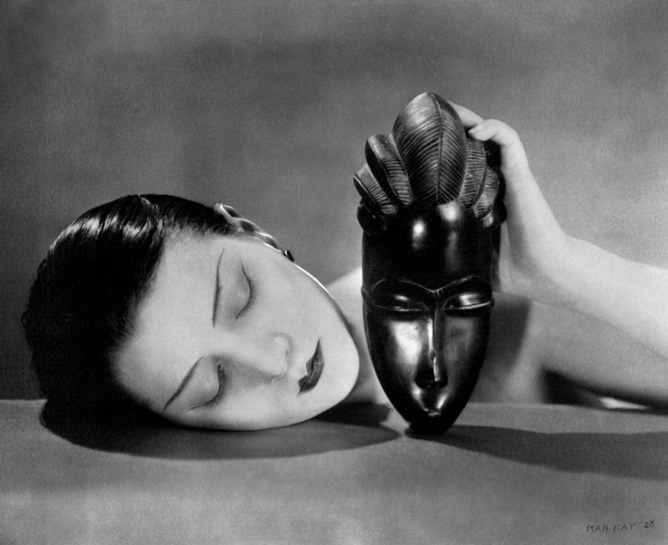 Man Ray, Noire et Blanche, 1926